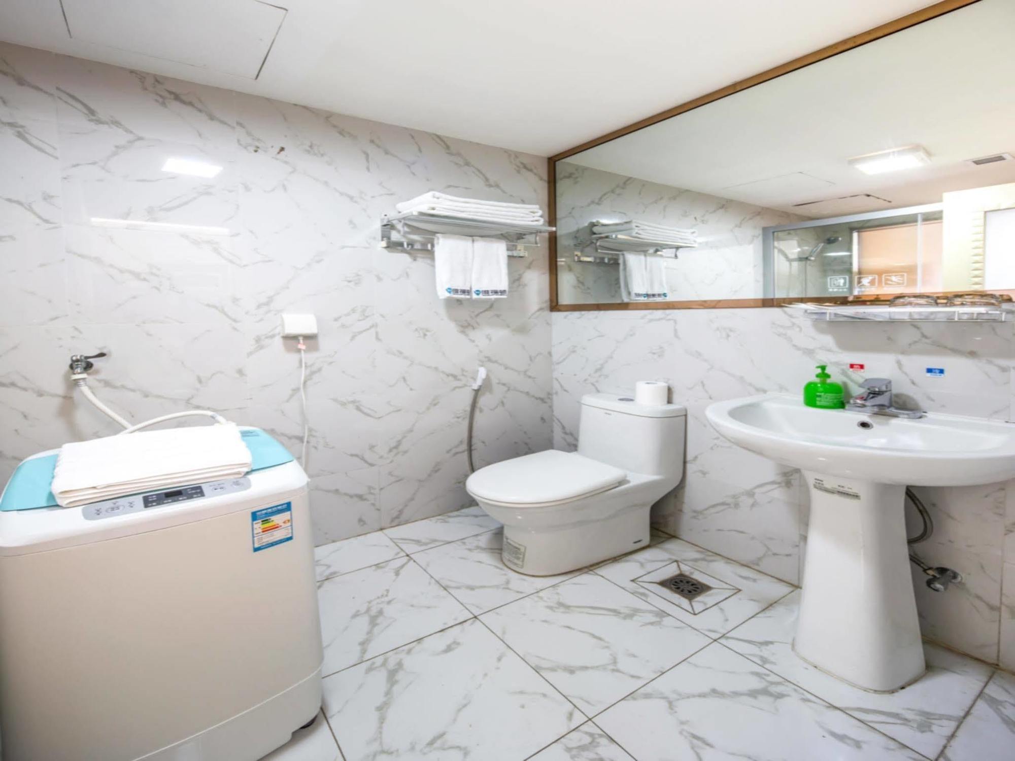 Waifiden Grand Easter International Apartment Kanton Exterior foto
