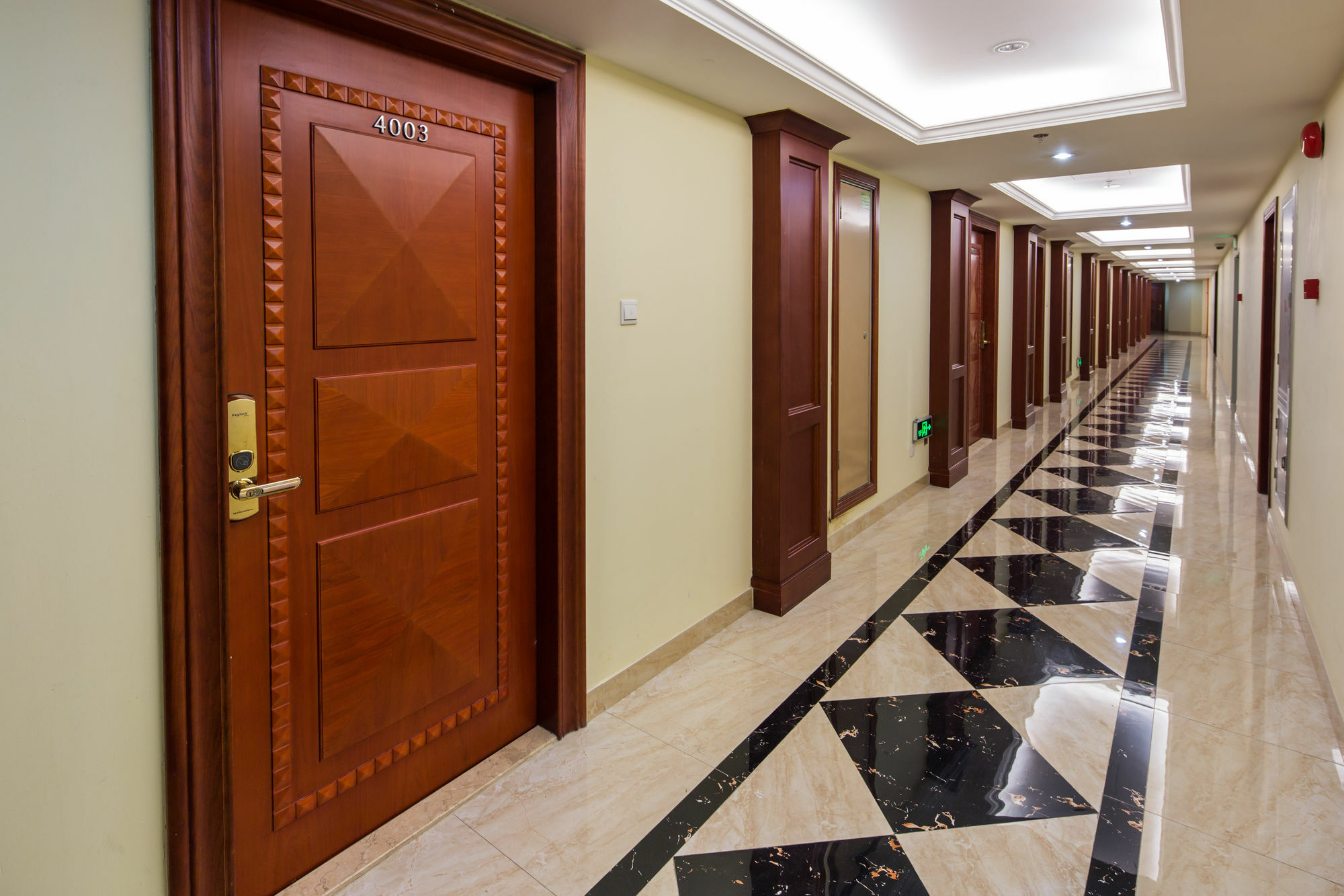 Waifiden Grand Easter International Apartment Kanton Exterior foto