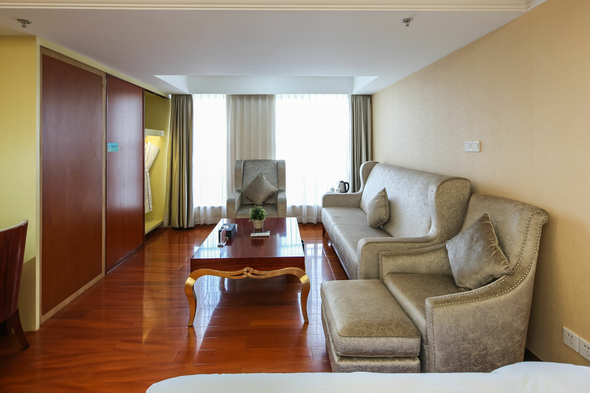 Waifiden Grand Easter International Apartment Kanton Exterior foto